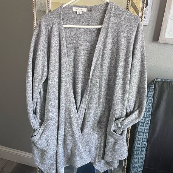 Simply Noelle Sweaters - Simply Noelle heather grey open front Cardigan size medium 8-10